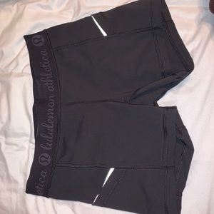 Lululemon spandex shorts